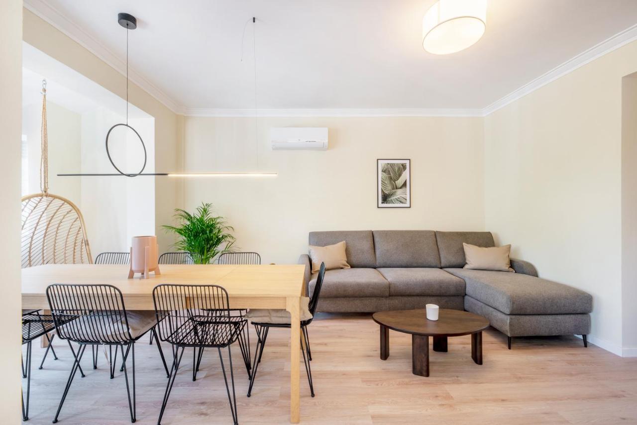 Silva Apartment By Olala Homes กาชไกช์ ภายนอก รูปภาพ